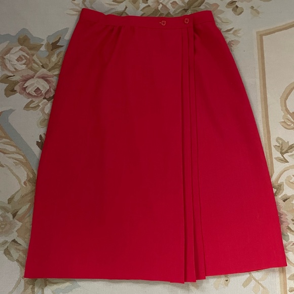 Vintage red wrap skirt size 16 - Picture 2 of 10